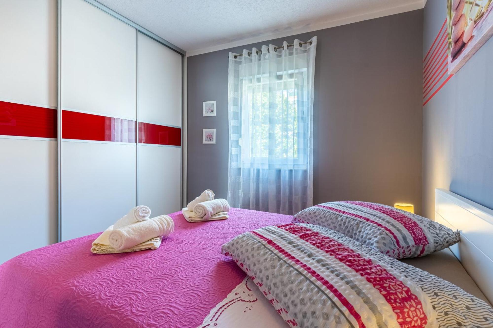 Apartman Laura Cres Bagian luar foto