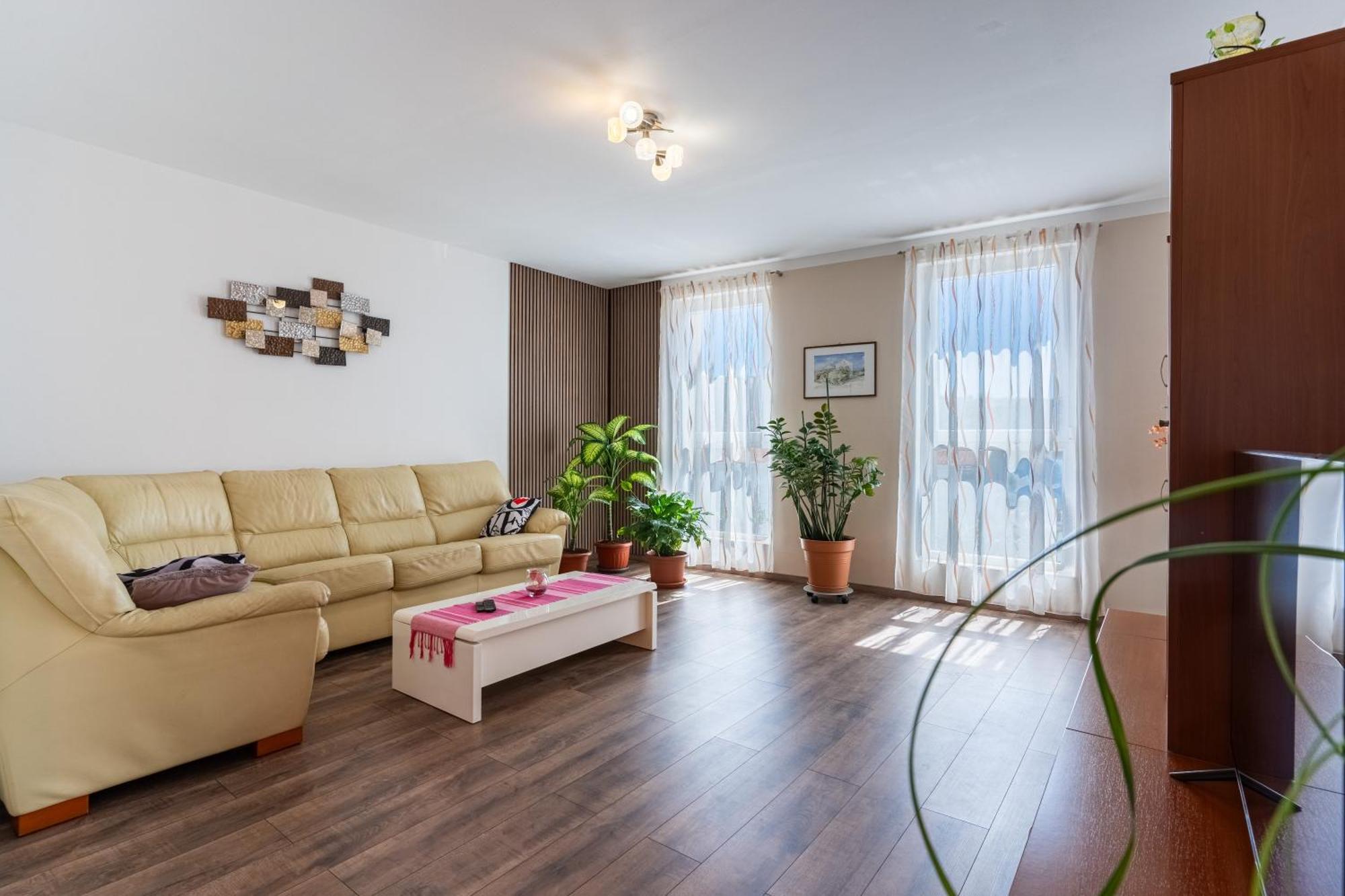 Apartman Laura Cres Bagian luar foto